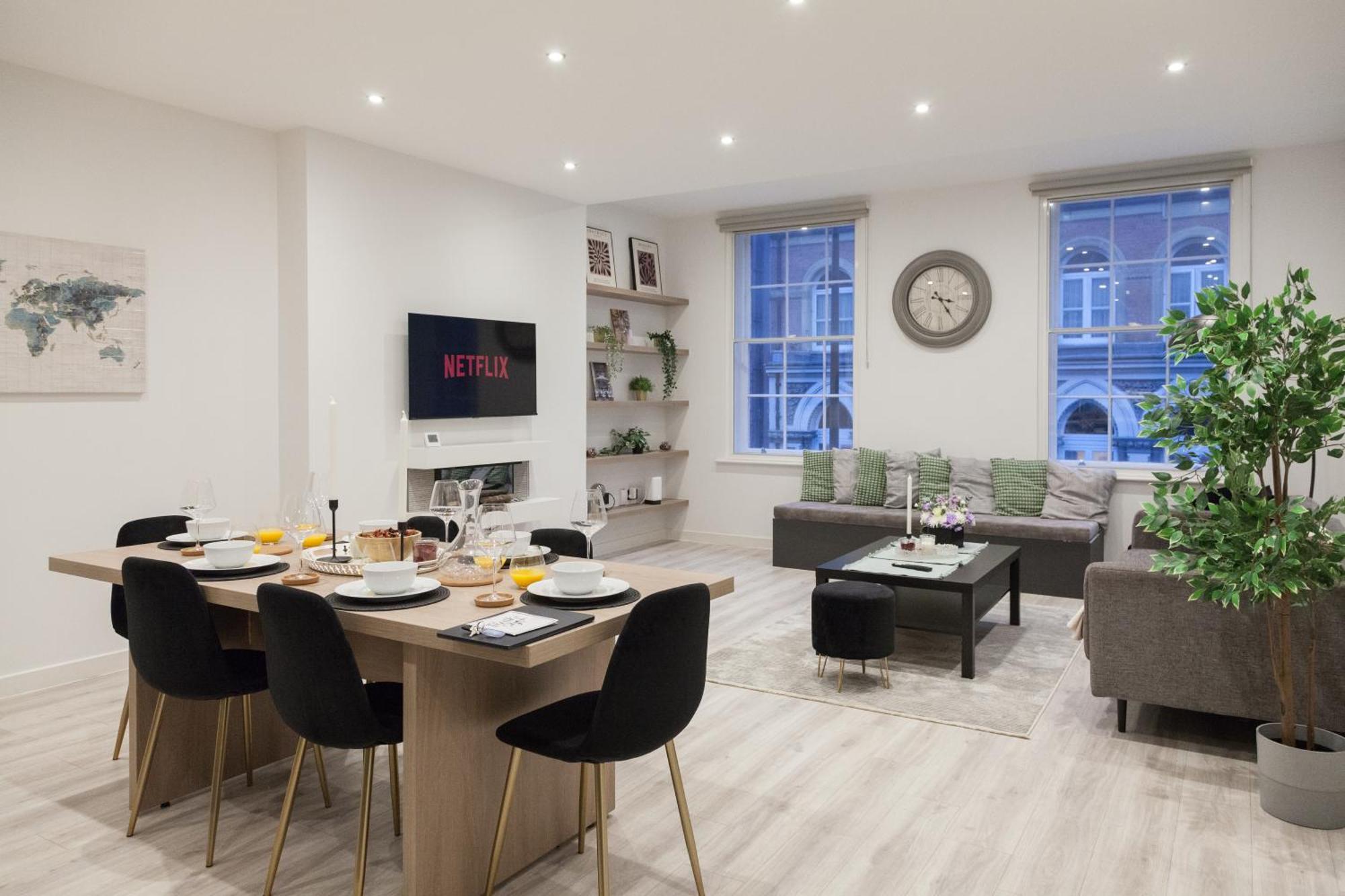 Grand Central Flat - Perfect For Families - Contractors - Professionals - Long Stay Rates Available Apartment *