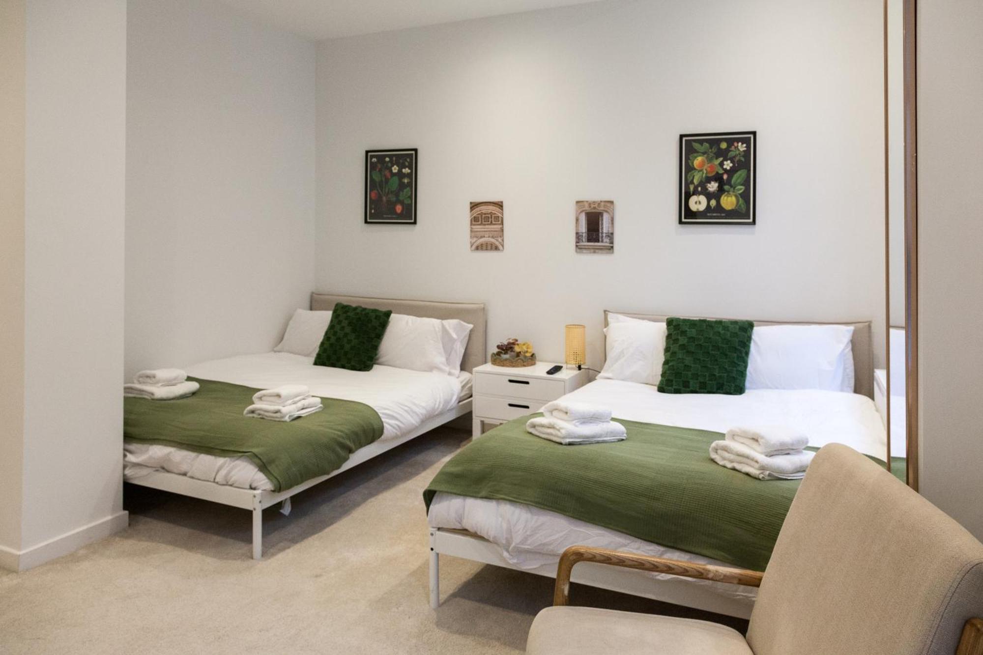 Grand Central Flat - Perfect For Families - Contractors - Professionals - Long Stay Rates Available Leeds (West Yorkshire)