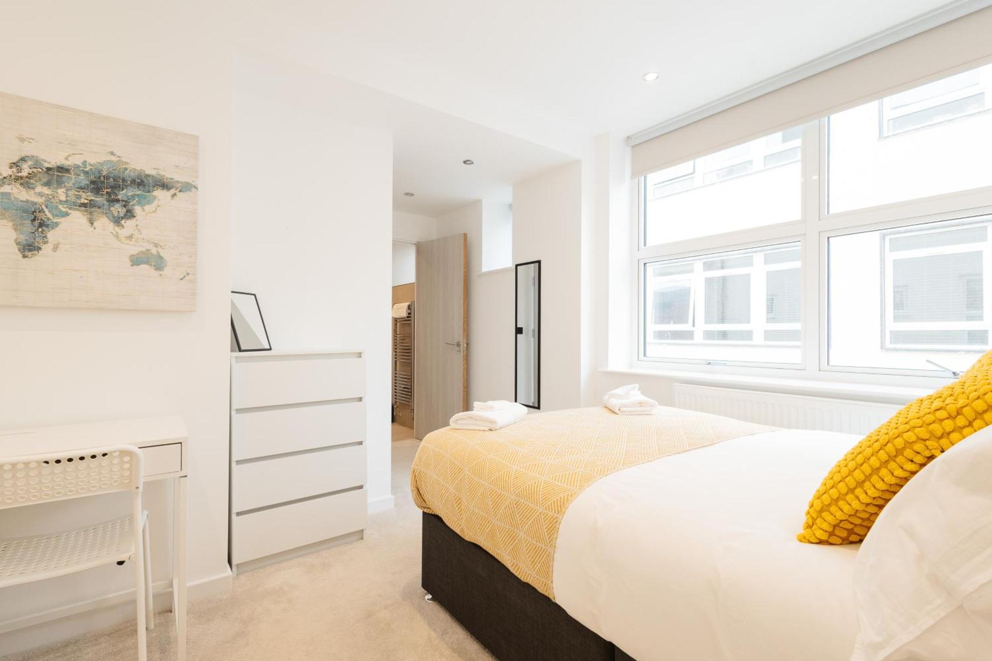 Grand Central Flat - Perfect For Families - Contractors - Professionals - Long Stay Rates Available Apartment Leeds (West Yorkshire)